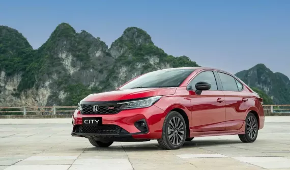 Doanh số sedan hạng B tháng 8/2026: Honda City trượt dài, bán kém cả Toyota Vios và Mazda2