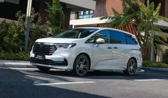 Honda Odyssey được nâng cấp, bỏ bản tiêu chuẩn không có màn hình