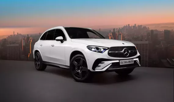 Mercedes-Benz GLC tăng giá bán, thêm bản mới có thể chạy hơn 120 km không tốn 1 giọt xăng