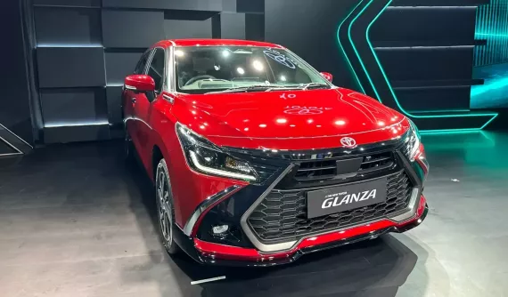 Vén màn xe giá rẻ Toyota Glanza 2027, có ghế thông gió và hệ thống an toàn chủ động ADAS