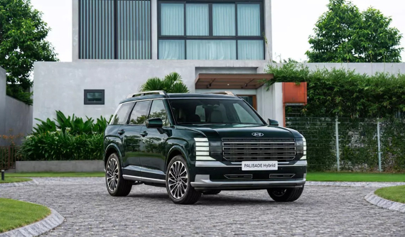 Hyundai Palisade Hybrid chính thức được bán tại Việt Nam với thiết kế và động cơ mới, giá từ 1,499 tỷ đồng
