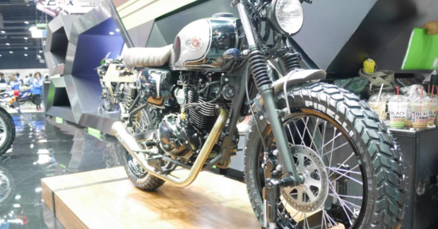 Cận cảnh xế hoài cổ Kawasaki W175 độ Scrambler cực đẹp tại 