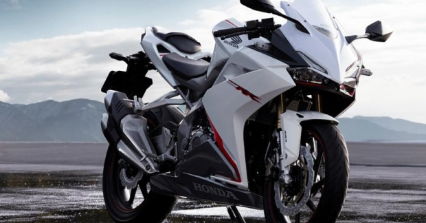 Ra mắt 2023 Honda CBR250RR giá từ 987 triệu đồng