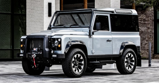 Nếu không thích Land Rover Defender mới, bạn có thể mua bản cũ độ đẹp