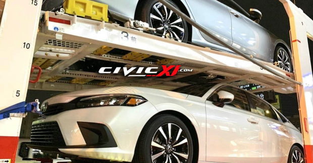 Bắt gặp lô xe Honda Civic 2022 được vận chuyển trên đường phố trước