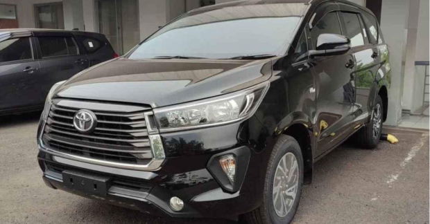 Toyota Innova máy dầu, số tự động quay trở lại thị trường với giá từ ...
