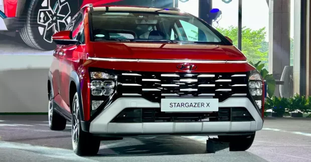 Đại lý Việt bắt đầu nhận cọc cho Hyundai Stargazer X, giao xe trong ...