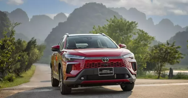 Giá xe Toyota Corolla Cross và ưu đãi mới nhất 2026 - Tinxe