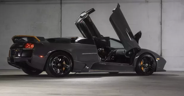 Thật vui vì chiếc Lamborghini Murcielago LP650-4 Roadster cuối cùng đã ...