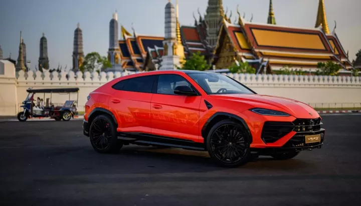 Siêu SUV Lamborghini Urus SE mà Minh "Nhựa" đang để mắt đến đã ra mắt ở Thái Lan, ngày về Việt Nam không còn xa