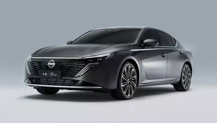 Nissan Teana 2026 được bổ sung thiết kế và động cơ mới, đe dọa Toyota Camry
