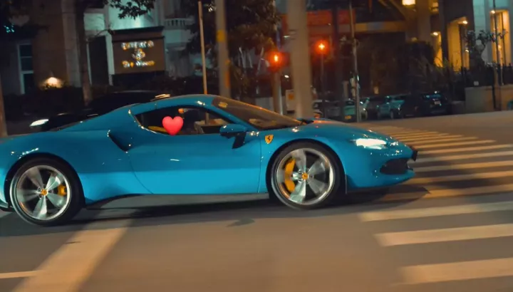 Siêu xe mui trần Ferrari 296 GTS màu lạ âm thầm về Việt Nam: Chủ nhân rất chăm chỉ mang xe dạo phố
