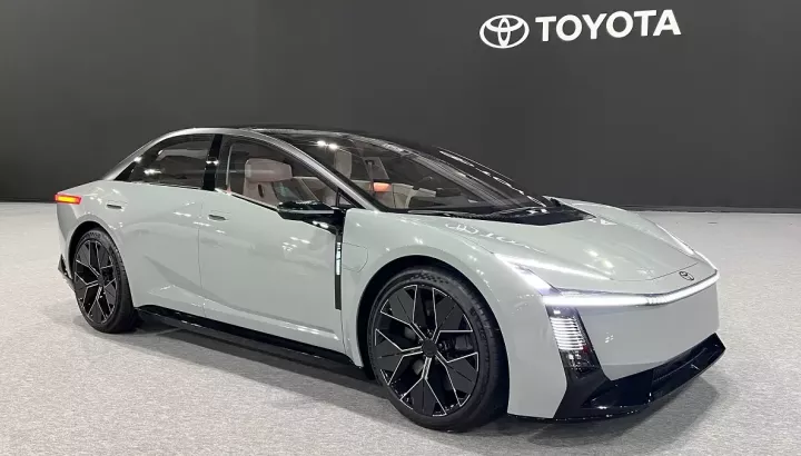 Toyota ra mắt Corolla mới với thiết kế táo bạo đến mức khó nhận ra