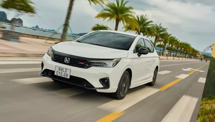 Doanh số sedan hạng B tháng 9/2025: Duy nhất Honda City "cắm đầu"