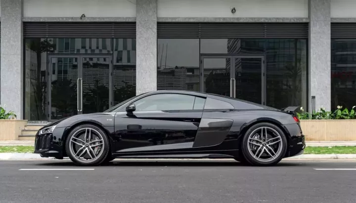 Trải nghiệm chưa được 1 năm, chủ xe Audi R8 V10 Plus đã muốn nhượng lại đam mê cho người khác