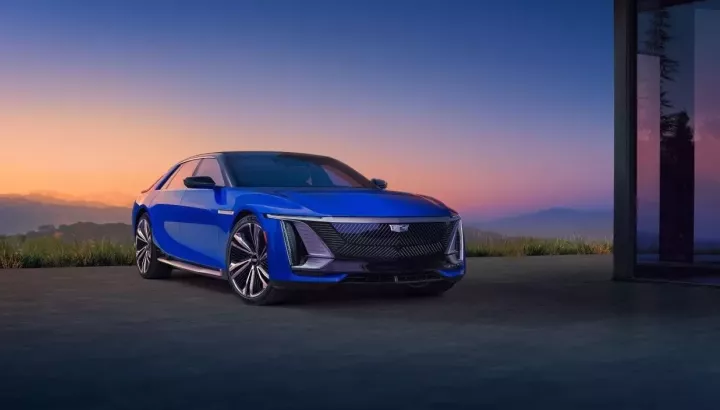 Cadillac Celestiq 2026 sẽ đắt ngang Rolls-Royce Spectre, năm 2025 chỉ 25 xe sản xuất
