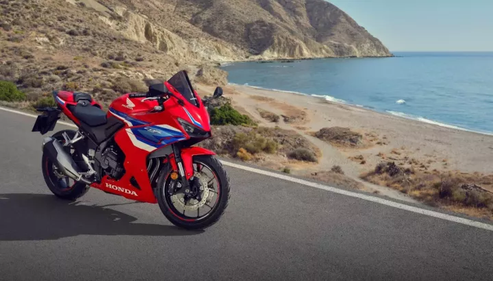 Honda ra mắt loạt xe mô tô đời 2026 với bộ ly hợp điện tử và màu sắc mới