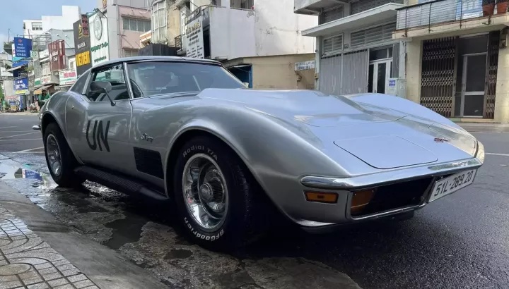 Chevrolet Corvette C3 Stingray lần đầu xuống phố khi được nhà sưu tập này mua về