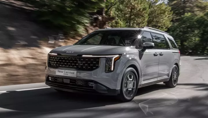 Kia Carnival bản tiết kiệm xăng nhận ưu đãi cao nhất trong năm, lên đến 80 triệu đồng