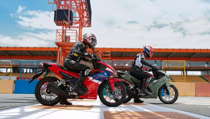 Khách hàng mua Honda Winner R được hưởng "niềm vui nhân đôi"