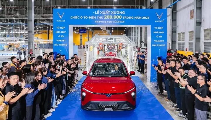 Nhà máy VinFast Hải Phòng xuất xưởng ô tô điện thứ 200.000 trong năm 2025