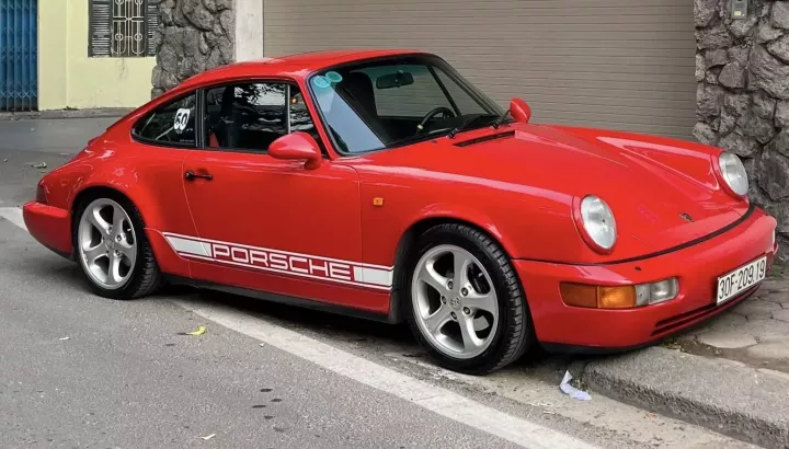 Gần 40 năm bầu bạn bên chiếc Porsche 964 Carrera 4 tại Việt Nam của người ngoại quốc
