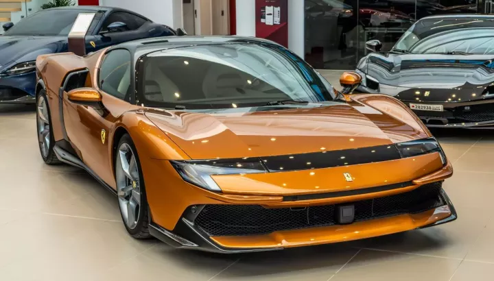 Ngắm Ferrari 849 Testarossa mang màu sơn "cơn lốc màu da cam", hứa hẹn sẽ có xe về Việt Nam trong 2026