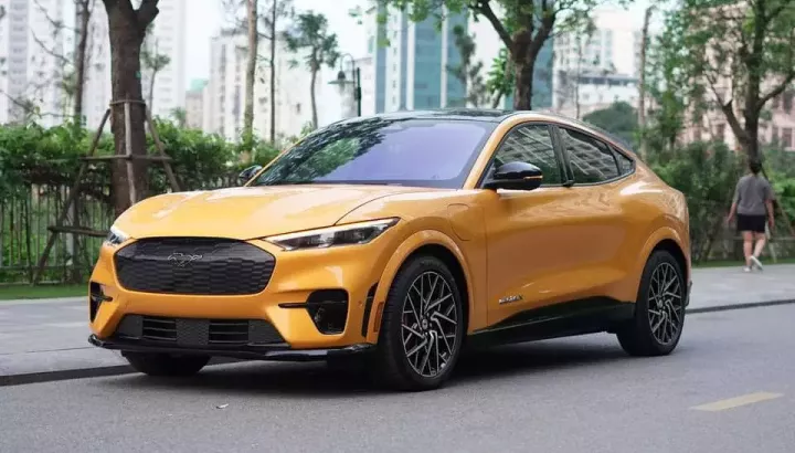 Kén khách tại Việt Nam nhưng Ford Mustang Mach-E lại làm mưa làm gió ở Mỹ