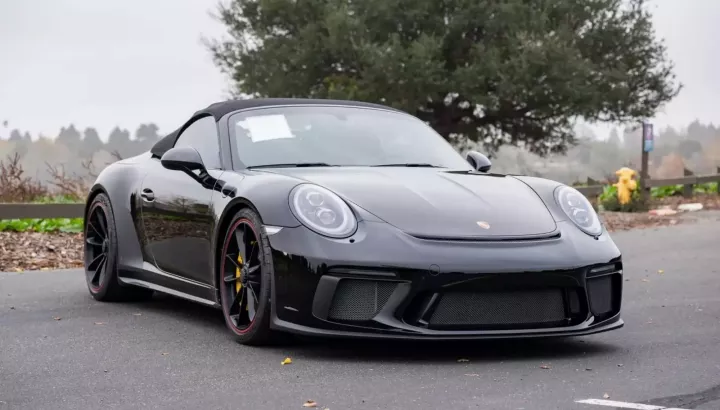 Chi tiết Porsche 911 Speedster mang số thứ tự 65/1948 sản xuất