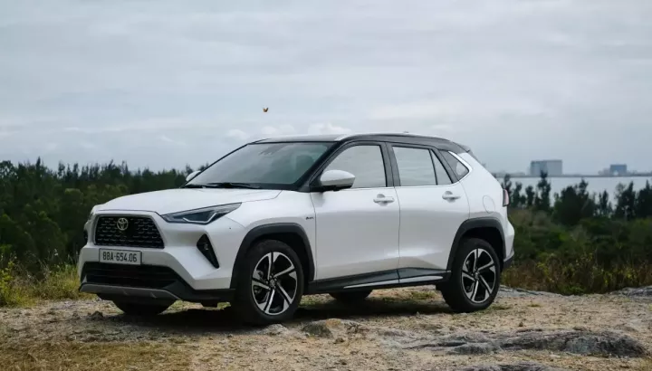 Toyota Việt Nam giảm giá niêm yết cho hàng loạt mẫu xe, cao nhất lên đến 200 triệu đồng