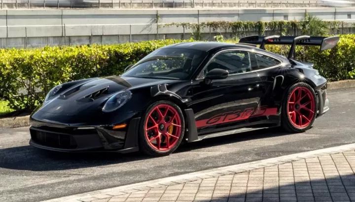 Đây là màu sắc của siêu xe Porsche 911 GT3 RS 992 thứ 2 về Việt Nam