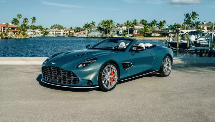 Cận cảnh Aston Martin Vanquish Wave Edition độc nhất trên thế giới