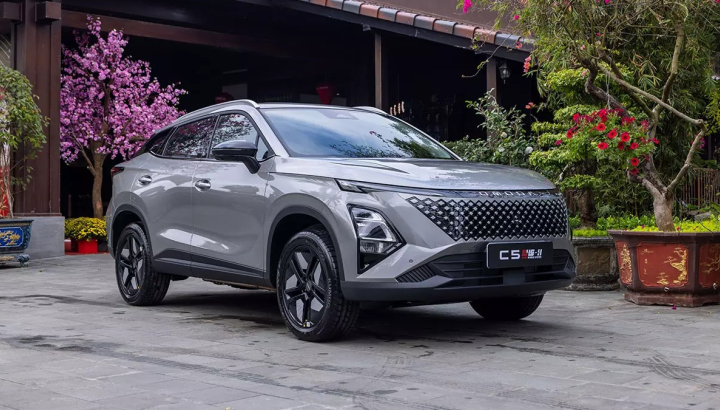Omoda C5 Hybrid đặt chân đến Việt Nam, có thể chạy 930 km chỉ với 1 bình xăng