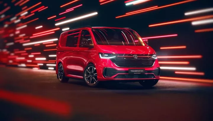 Volkswagen ra mắt Transporter Sportline và Commerce Pro S dành cho thị trường Anh, giới hạn 75 chiếc
