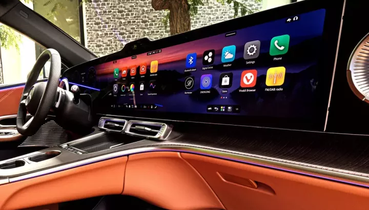 Xe thiếu nút bấm vật lý sẽ bị trừ điểm an toàn