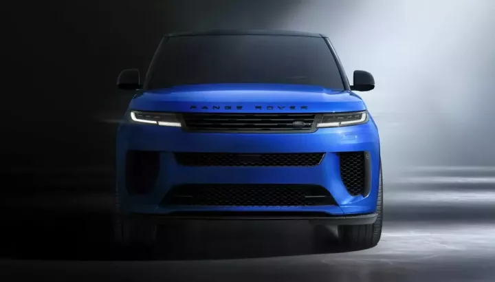 Range Rover Sport SV Ultimate Edition mang màu sơn biểu tượng của Land Rover trở lại