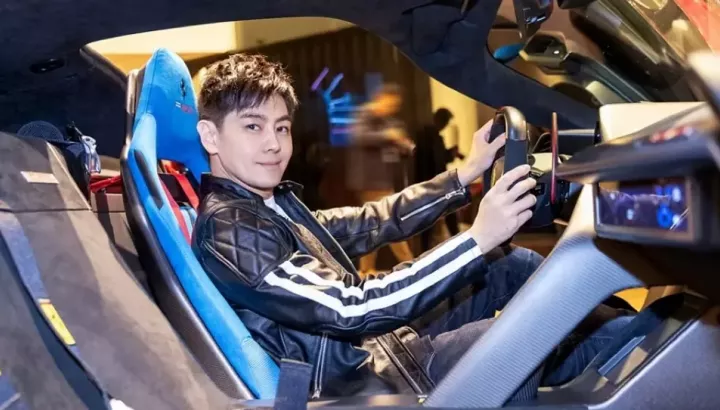 Lâm Chí Dĩnh tậu "siêu phẩm bom tấn" Ferrari F80 được cho là đầu tiên ở châu Á