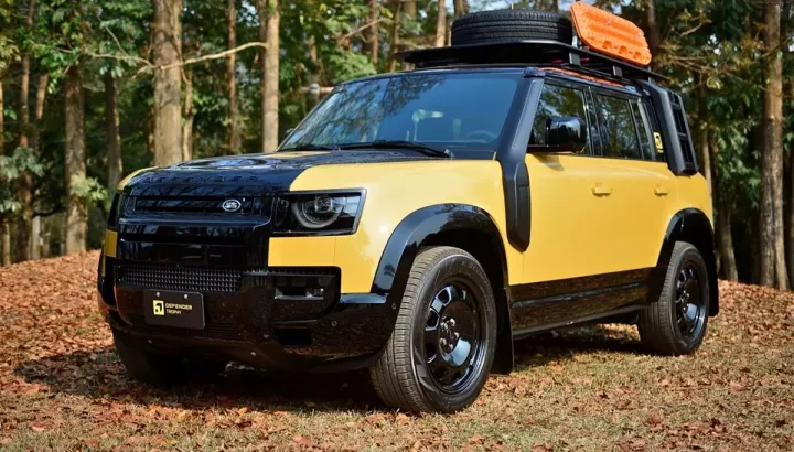 Land Rover Defender 110 Trophy Edition được mở bán tại Việt Nam, giá gần 7,5 tỷ đồng