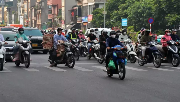 Xe máy cá nhân chưa bị cấm trong vùng phát thải thấp của Hà Nội từ ngày 1/7/2026