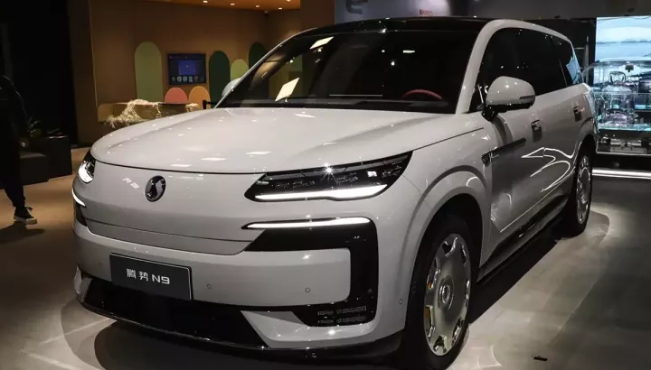 BYD Denza N9 - SUV đã được đăng ký bảo hộ kiểu dáng ở Việt Nam - có thêm phiên bản sạc 9 phút mới