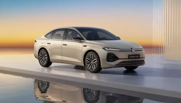 Volkswagen ID.ERA 5S lộ ảnh chính thức, chỉ tiêu thụ 2,82 lít/100 km, cạnh tranh với Toyota Camry
