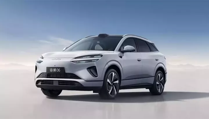 Mẫu xe thay thế BYD Sealion 6 đang bán tại Việt Nam chính thức được tung ra thị trường với giá "mềm"