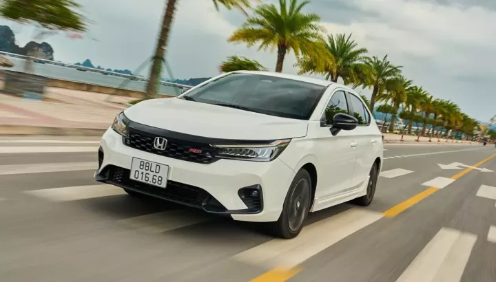 Honda City được tăng khuyến mại sau 2 tháng liên tiếp bán kém Toyota Vios và Mazda2