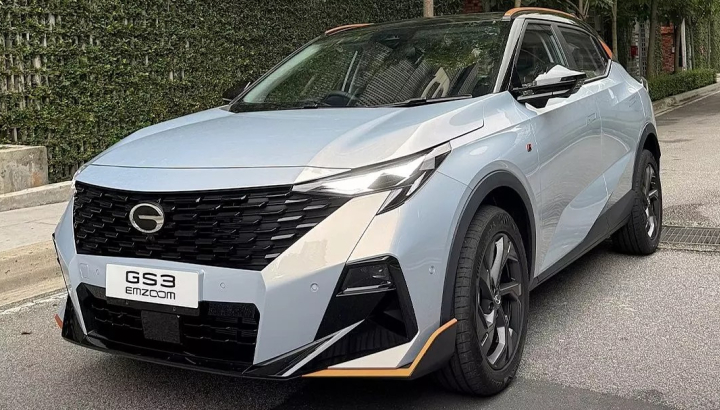 GAC GS3 Emzoom nhập khẩu từ Malaysia chuẩn bị được bán tại Việt Nam, đại lý đã nhận cọc