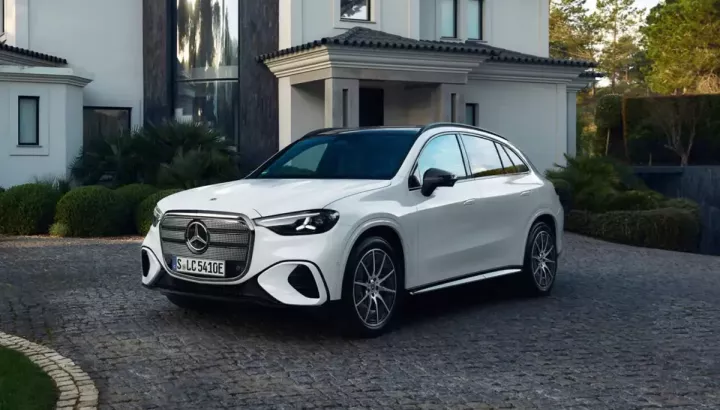 Mercedes-Benz GLC thuần điện có thêm 2 phiên bản giá rẻ hơn sau chưa đầy 1 năm ra mắt