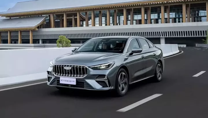 Xe lập kỷ lục thế giới về khả năng tiết kiệm xăng Geely Emgrand i-HEV ra mắt với giá rẻ