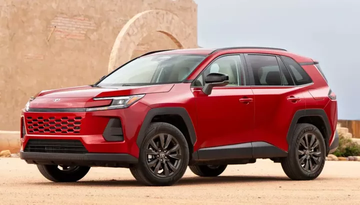 Mẫu SUV cỡ C này của Toyota bán chạy đến mức đại lý phải tính lượng xe tồn kho theo giờ