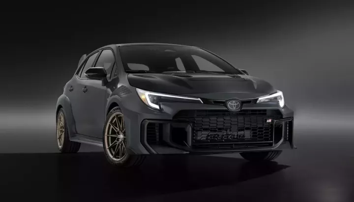 Học theo các hãng siêu xe, Toyota làm điều này với phiên bản đắt nhất từ trước đến nay của dòng Corolla