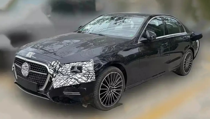 Mercedes-Benz C-Class 2027 lộ diện với lưới tản nhiệt khổng lồ, nội thất chưa chạy theo xu hướng tràn màn hình