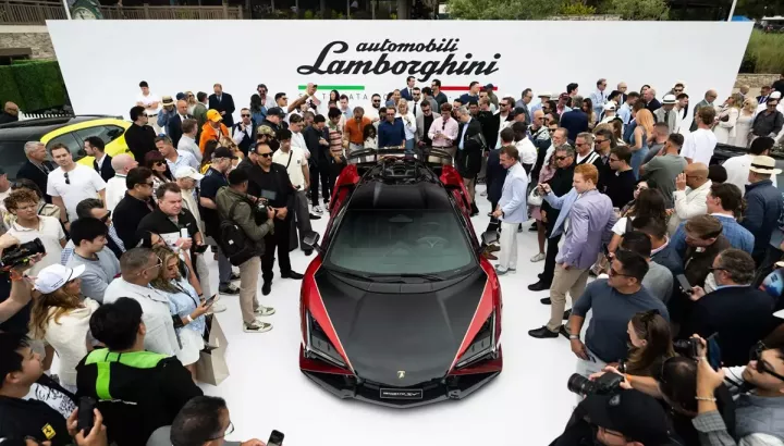 Lamborghini giới thiệu "siêu bò" nhanh và mạnh nhất từ trước đến nay